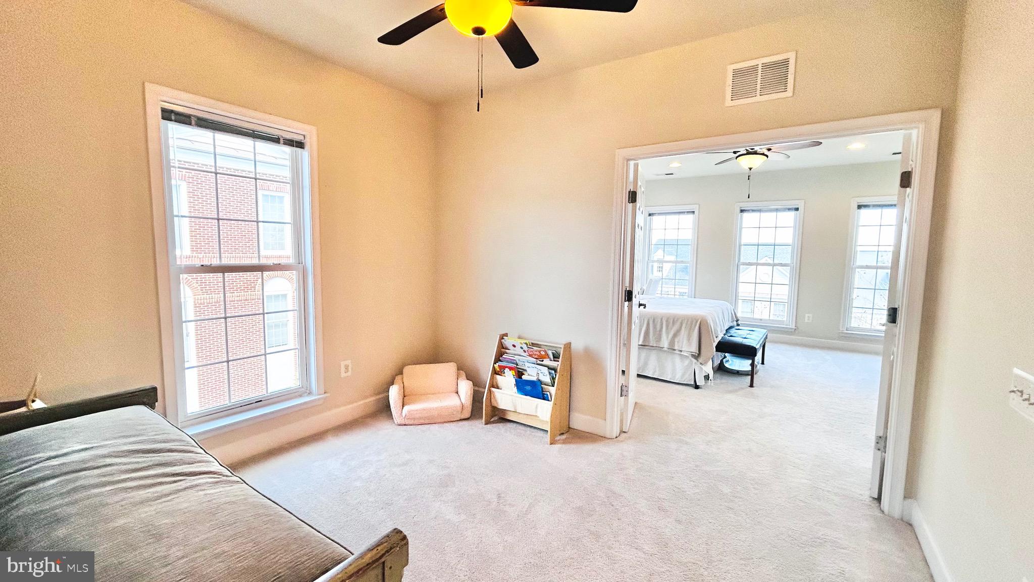 POTOMAC CLUB - Residential Lease