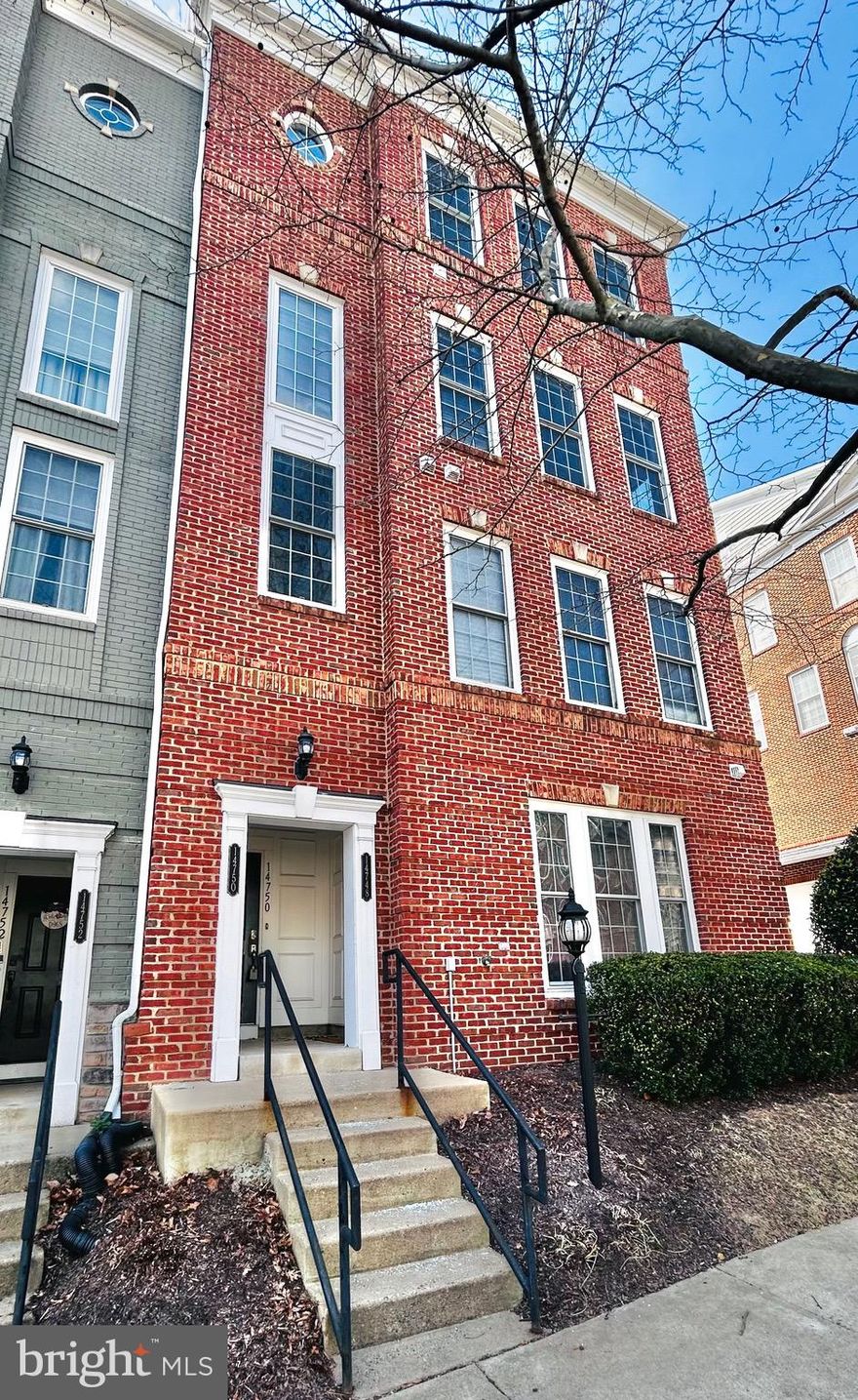 This beautiful 3 bedroom, 2.5 bathroom home features a rear loading 1 car garage and rear deck, and is located in the gated Potomac Club community! Enjoy the large gourmet kitchen with granite counters, and the natural light that shines through the many windows throughout the home! You will have generously sized bedrooms, spacious closets, custom shelving in the master closet, new laminate flooring on the main level and all new appliances. Home has whole house water filtration system. Rent includes water, trash and recycling pick-up services, and access to the community amenities! You will be walking distance from two playgrounds, an 18,000 ft. clubhouse, fitness center, basketball court/ tennis court, indoor and outdoor pool, sundeck, rock climbing wall, and sauna! Walk half a mile to Stonebridge shopping center and pick up groceries, eat at one of the many restaurants, shop, and enjoy all the indoor and outdoor entertainment! Centrally located, you’ll be just a short drive to Quantico, Fort Belvoir, the VRE, Potomac Mills Mall, Prince William Park, Leesylvania State Park and Prince William Forest. Come enjoy all that Woodbridge has to offer in this beautiful and spacious condo!


COMMUNITY AMENITIES: Front and Rear Lawn Care, Snow Removal, Trash Removal, Basketball Courts, Club House, Community Center, Fitness Center, Gated Community, Jog/Walk Path, Meeting Room, Party Room, Picnic Area, Pool - Indoor, Pool - Outdoor, Security Gate, Swimming Pool, Tennis Courts, Tot Lots/Playground, Rock Climbing Wall