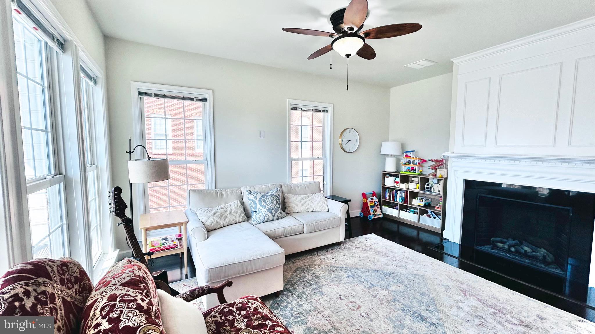 POTOMAC CLUB - Residential Lease