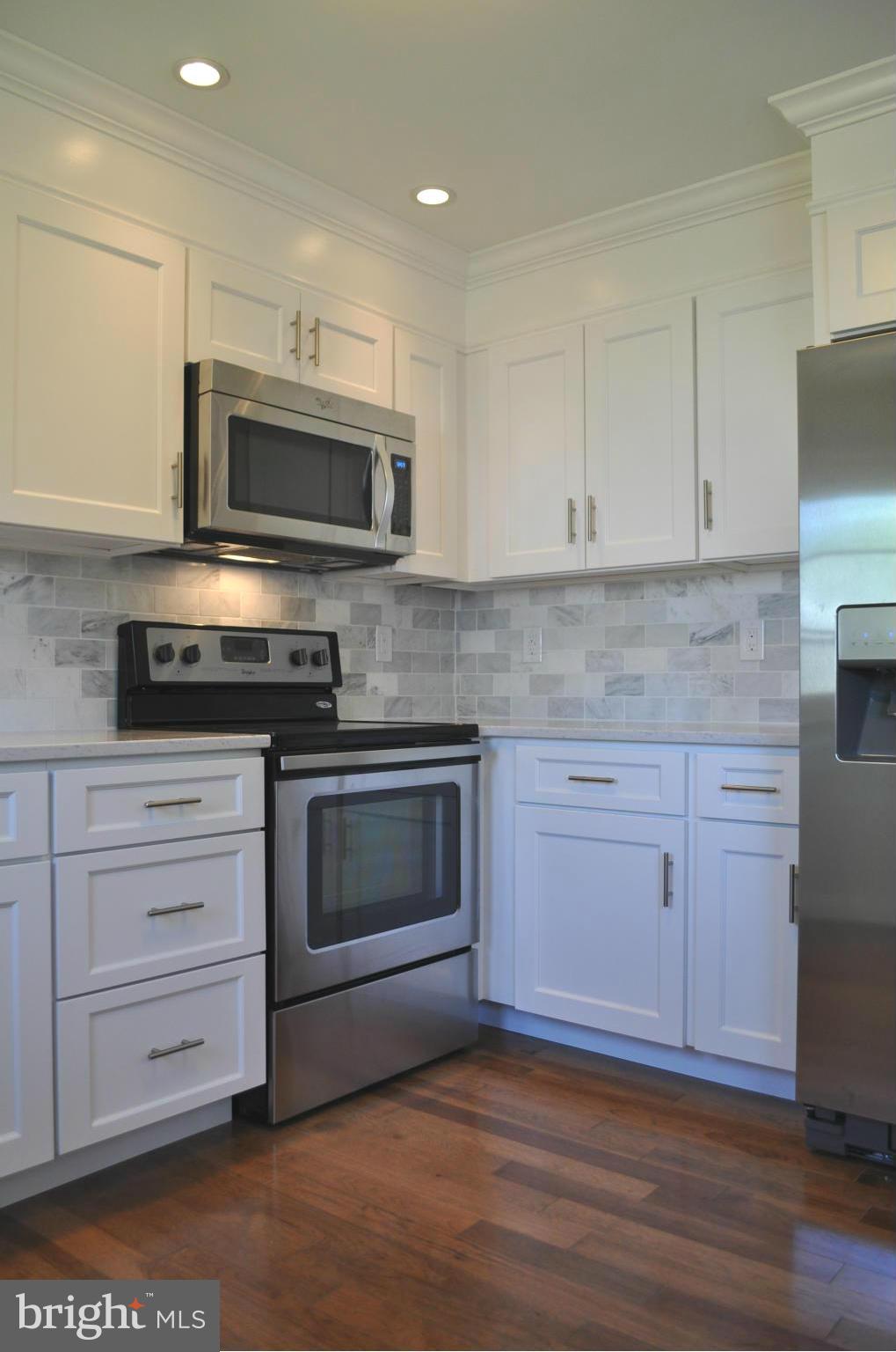 PINEDALE WOODS - Residential