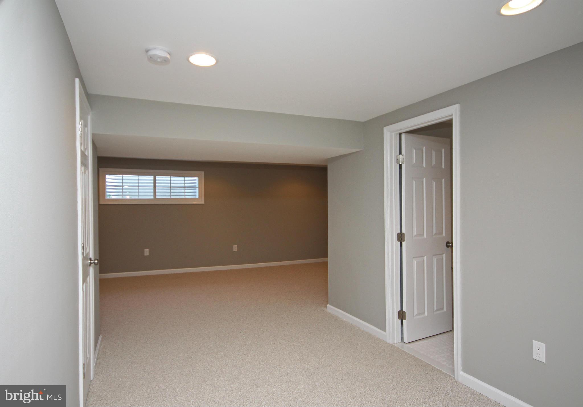 PINEDALE WOODS - Residential