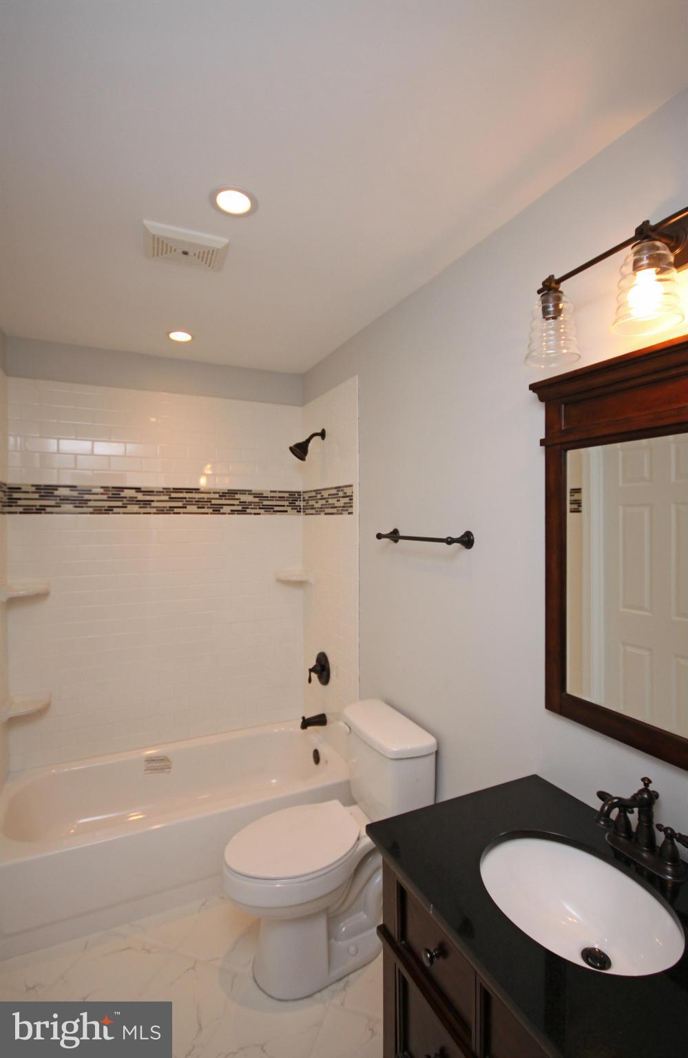 PINEDALE WOODS - Residential