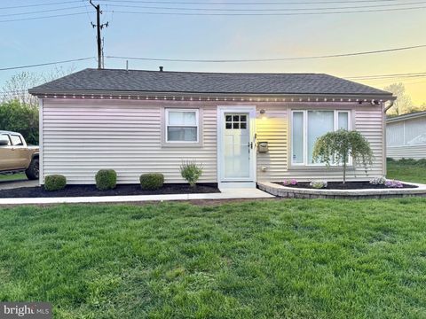 1041 N PINE STREET MIDDLETOWN PA 17057