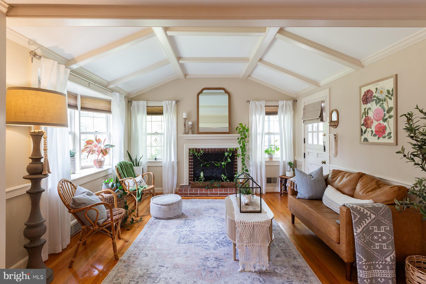 COUNTRY CLUB HEIGHTS - Residential