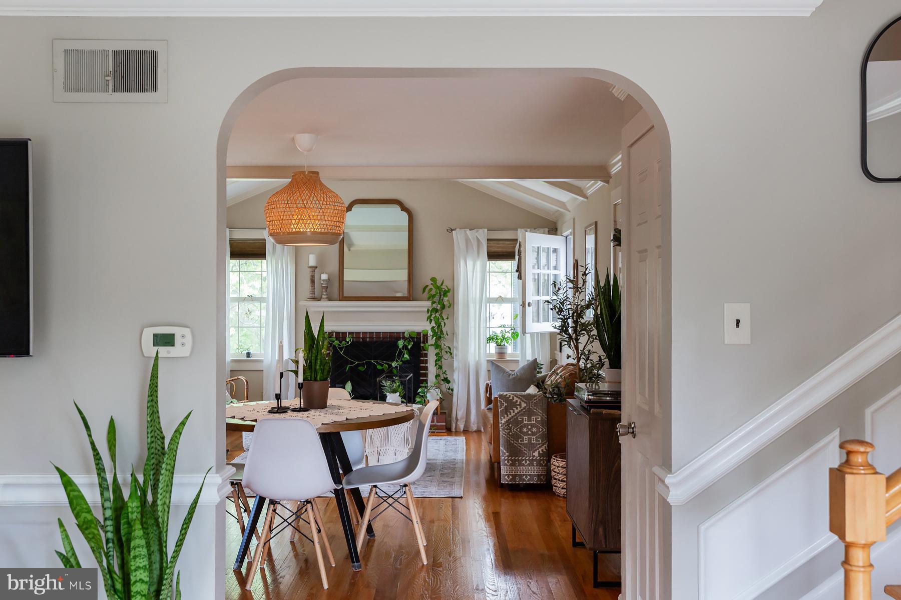 COUNTRY CLUB HEIGHTS - Residential