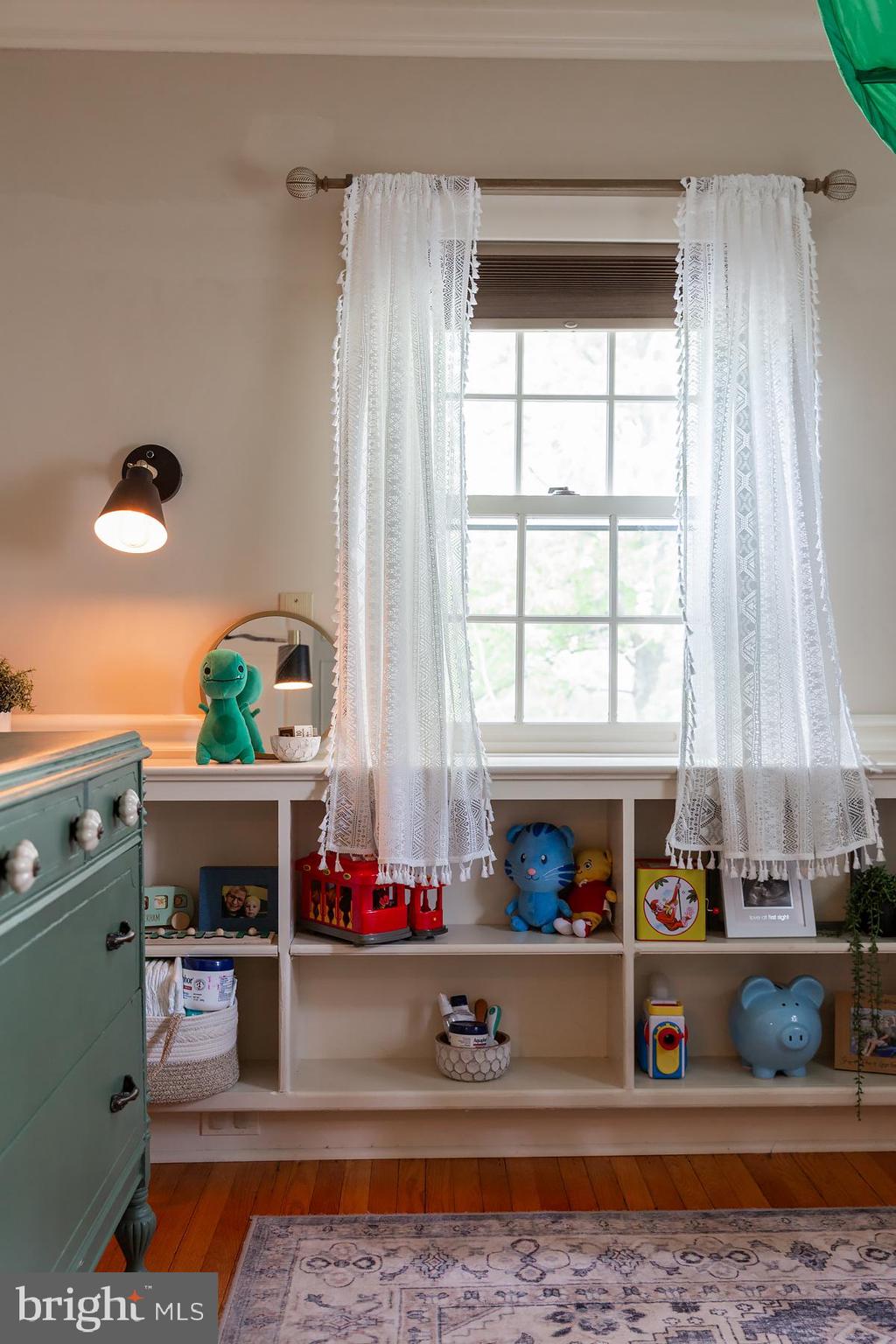 COUNTRY CLUB HEIGHTS - Residential