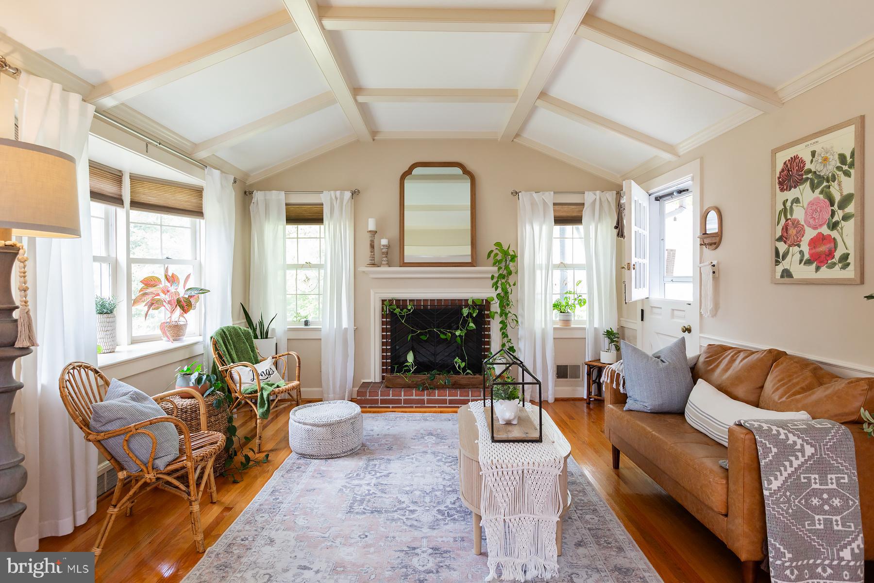 COUNTRY CLUB HEIGHTS - Residential