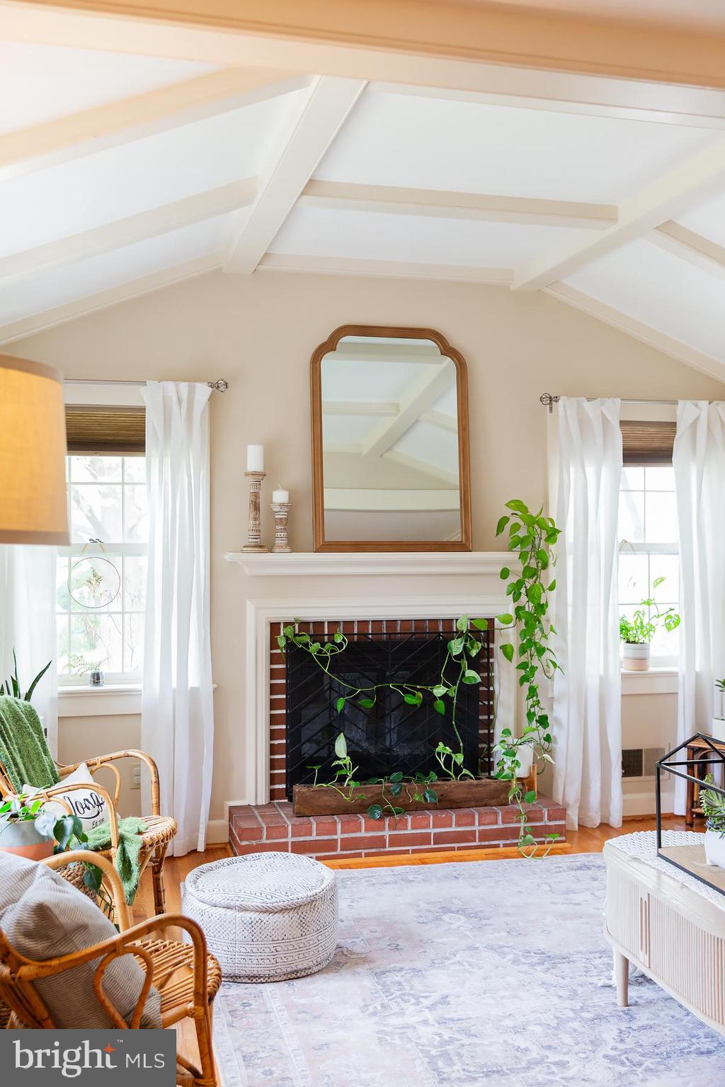 COUNTRY CLUB HEIGHTS - Residential