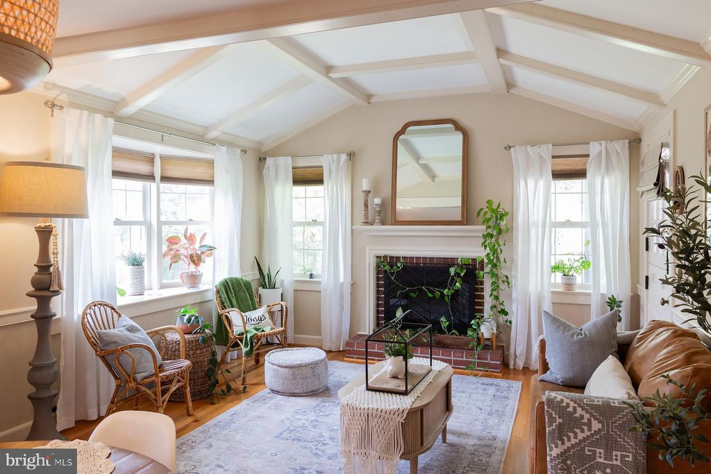 Photo of 1441 Hollywood Dr, LANCASTER, PA 17601 (MLS # PALA2083410)