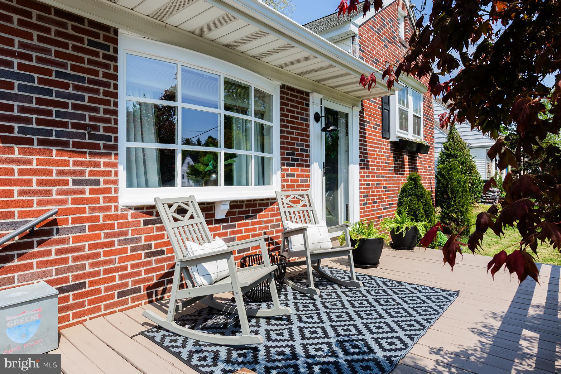 COUNTRY CLUB HEIGHTS - Residential