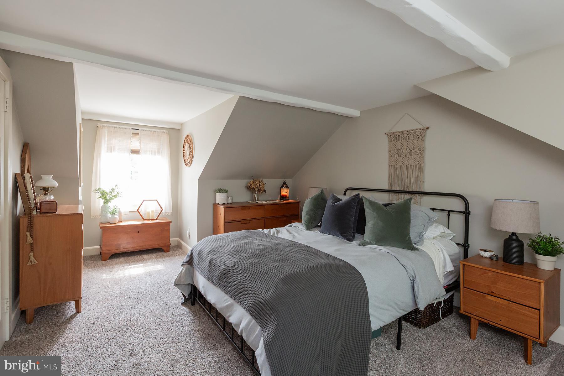 COUNTRY CLUB HEIGHTS - Residential