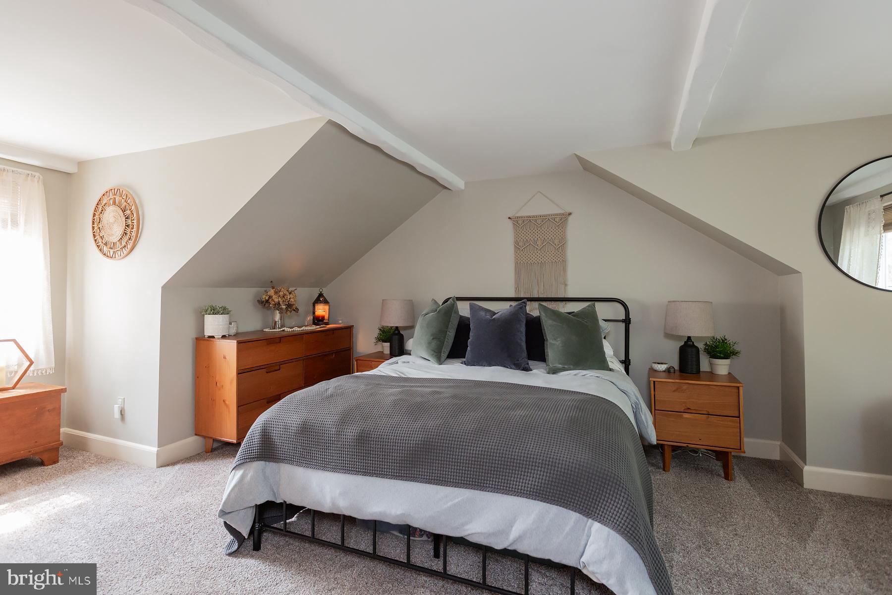 COUNTRY CLUB HEIGHTS - Residential