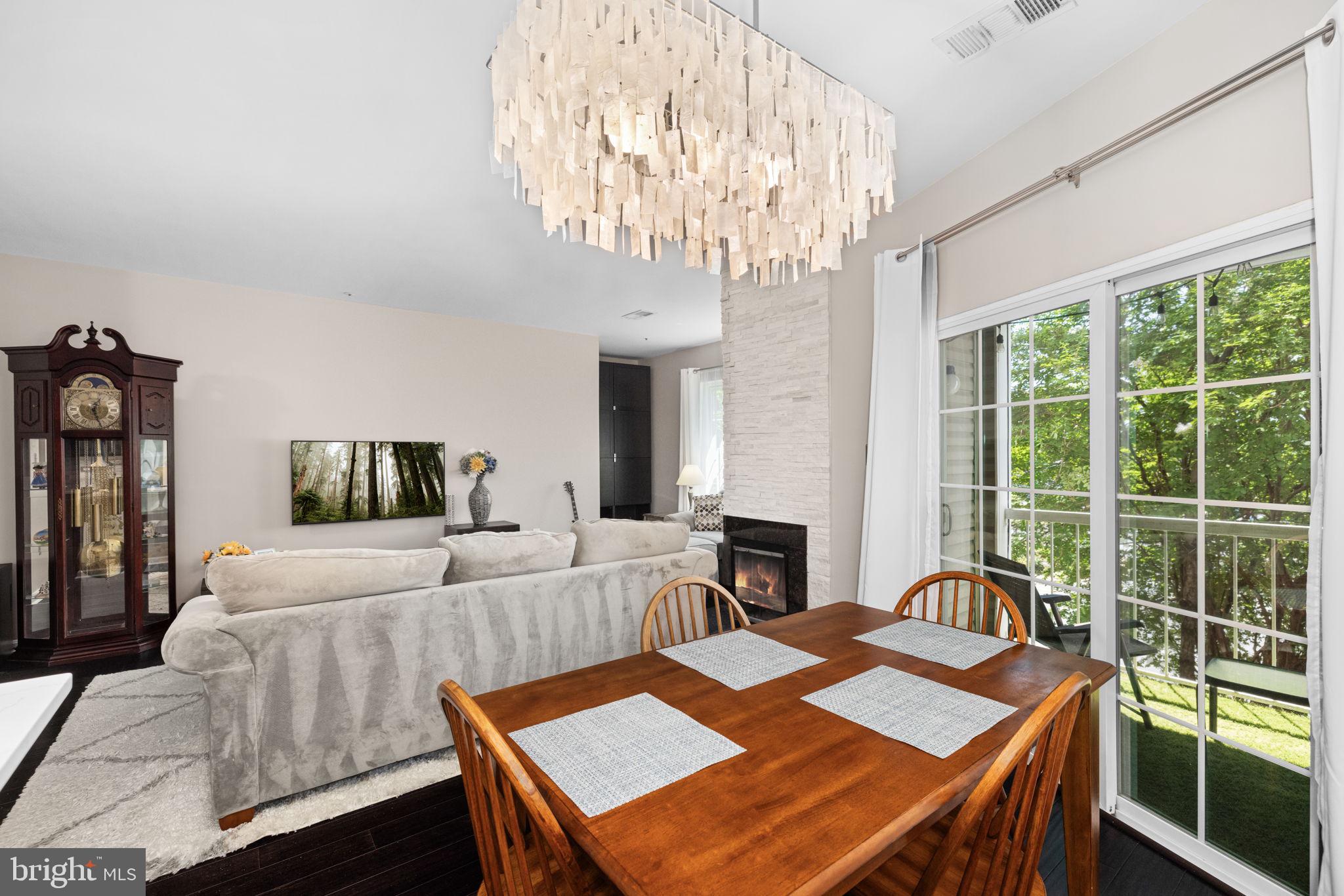 HILLWOOD - Residential