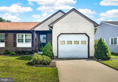 Townhouse For Sale - 7079 Catalpa Road<br/> FREDERICK, MD 21703