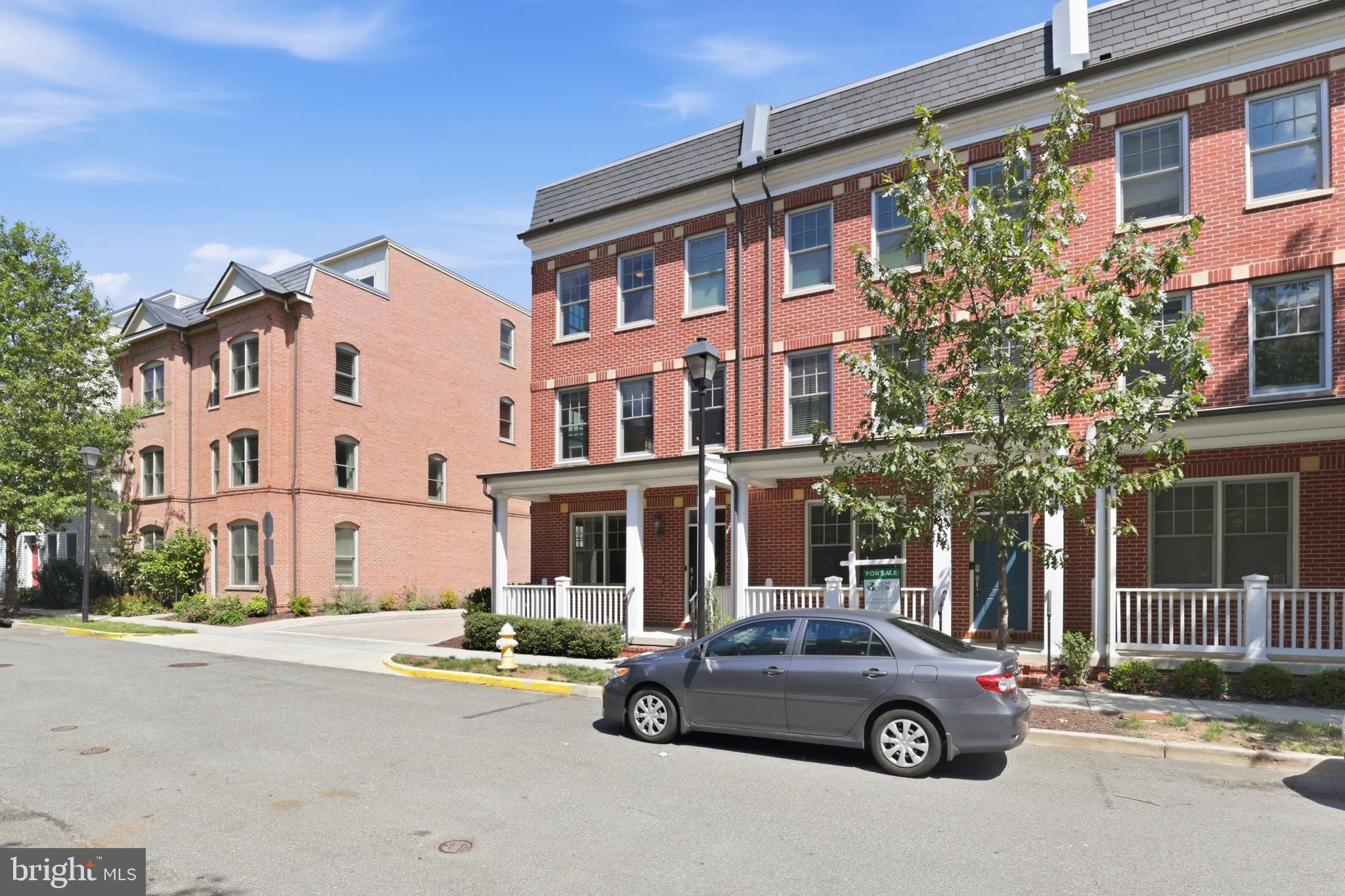 917 PARKER GRAY SCHOOL WAY