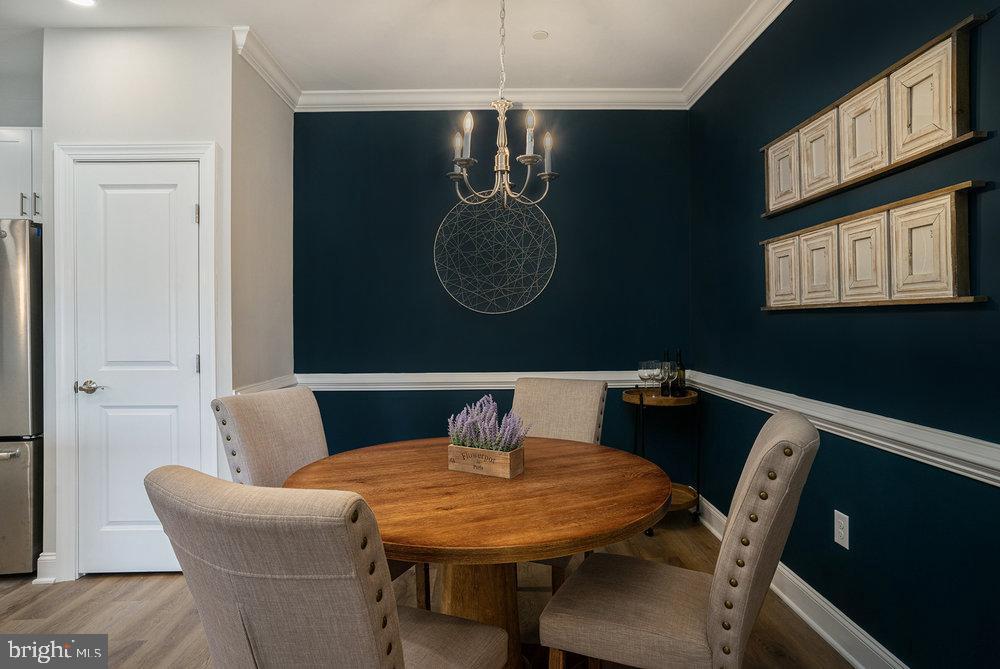 RESIDENCES AT BROOKHAVEN GLEN - Residential