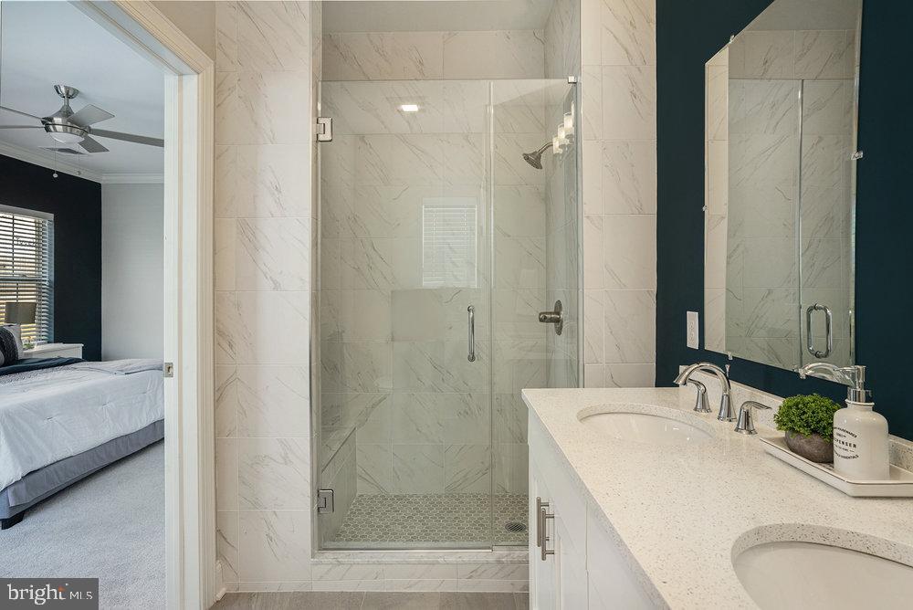 RESIDENCES AT BROOKHAVEN GLEN - Residential