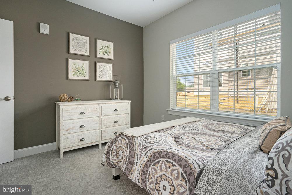 RESIDENCES AT BROOKHAVEN GLEN - Residential