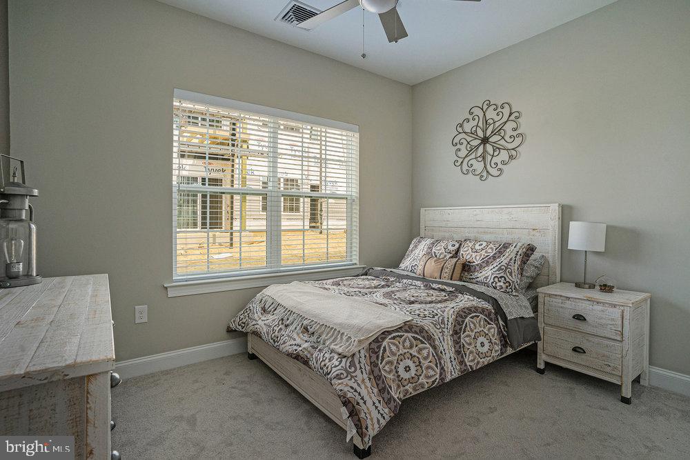 RESIDENCES AT BROOKHAVEN GLEN - Residential