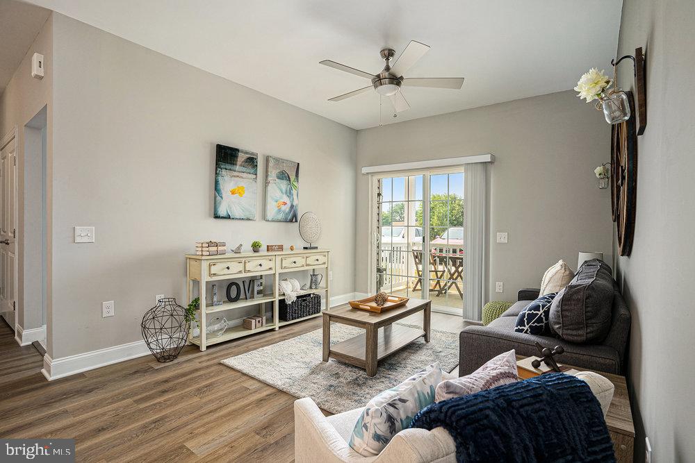 RESIDENCES AT BROOKHAVEN GLEN - Residential