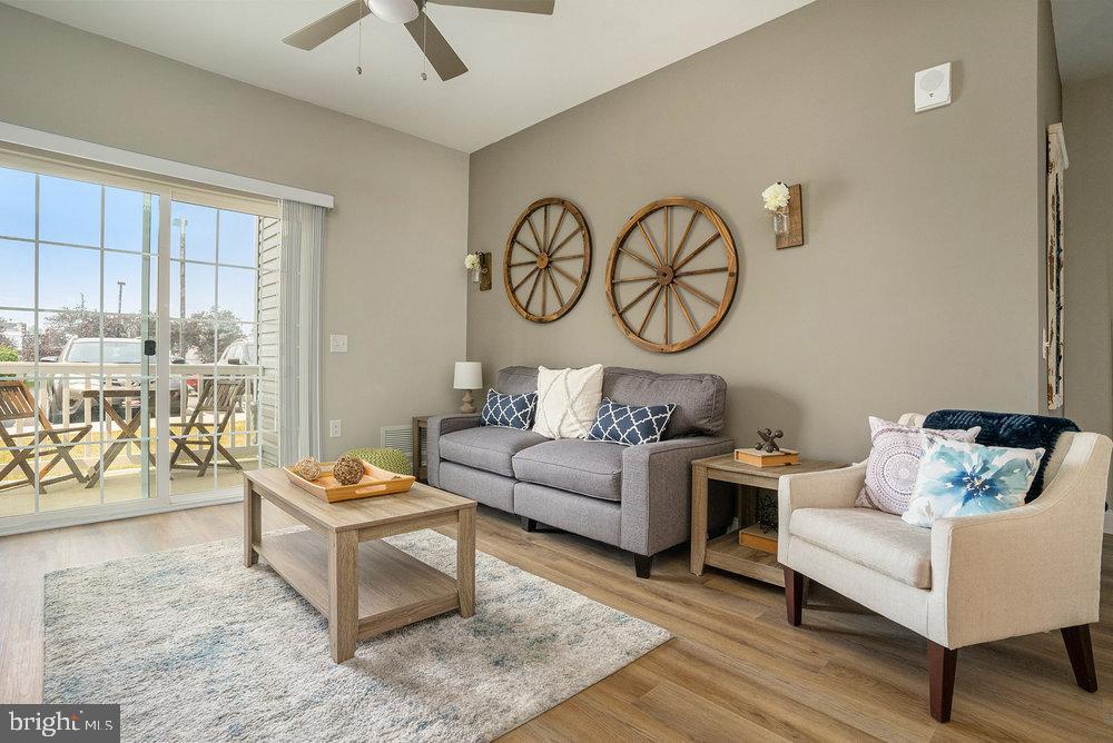 RESIDENCES AT BROOKHAVEN GLEN - Residential