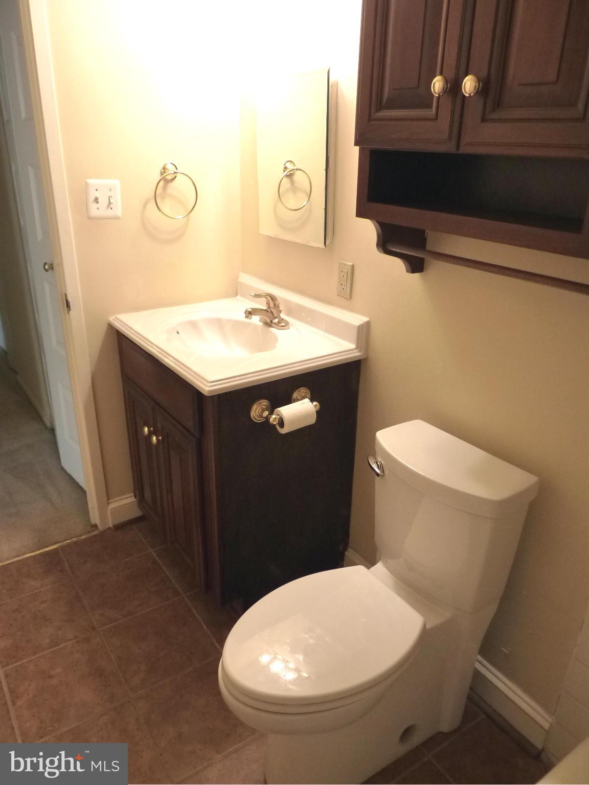 IDYLWOOD TOWERS CONDO - Residential Lease