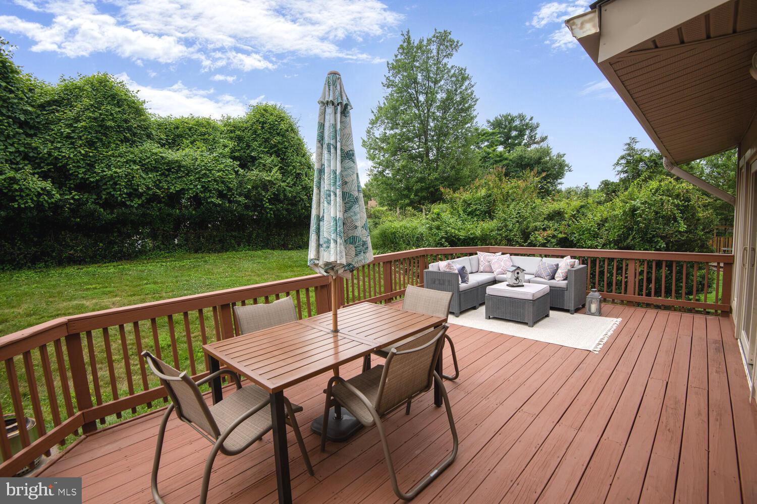 11121 BROAD GREEN DRIVE