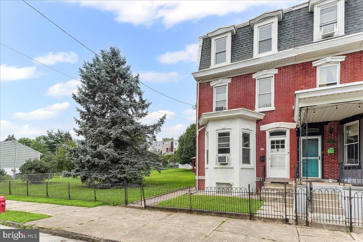 435 VANDERSLICE STREET