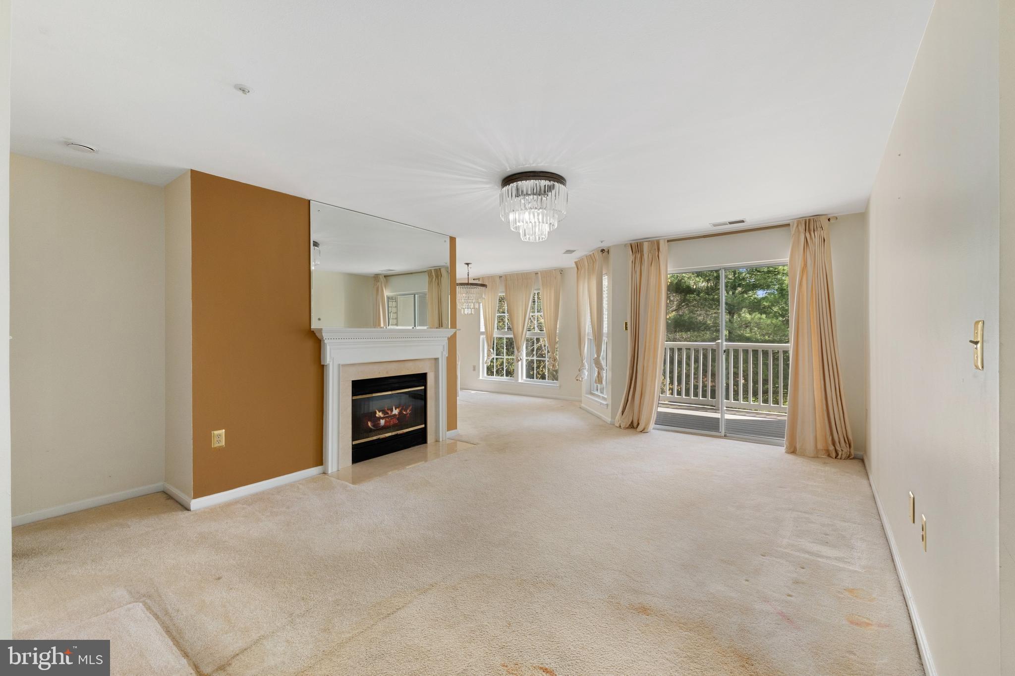 VILLAGE OF LONG REACH - Residential