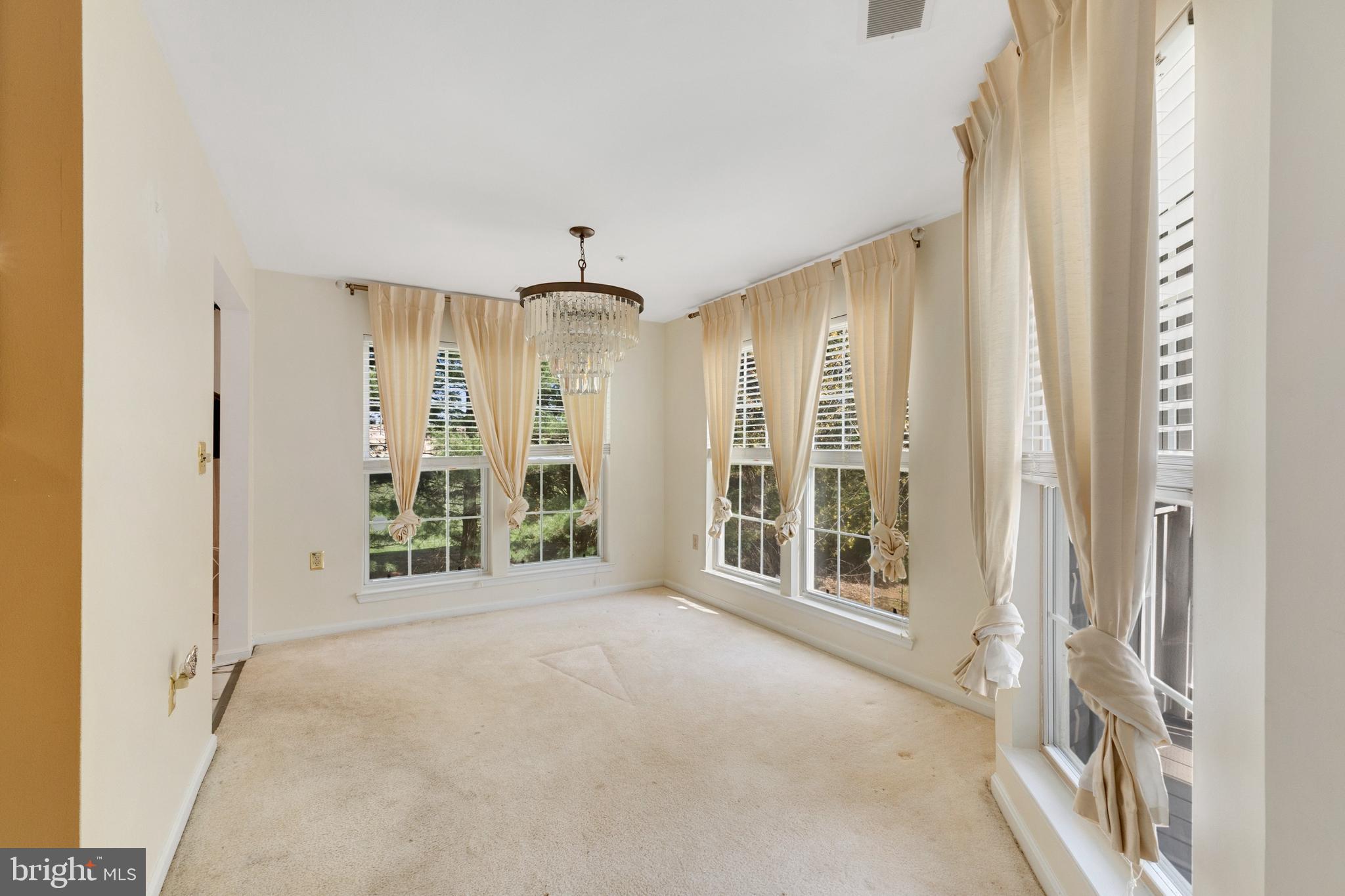 VILLAGE OF LONG REACH - Residential