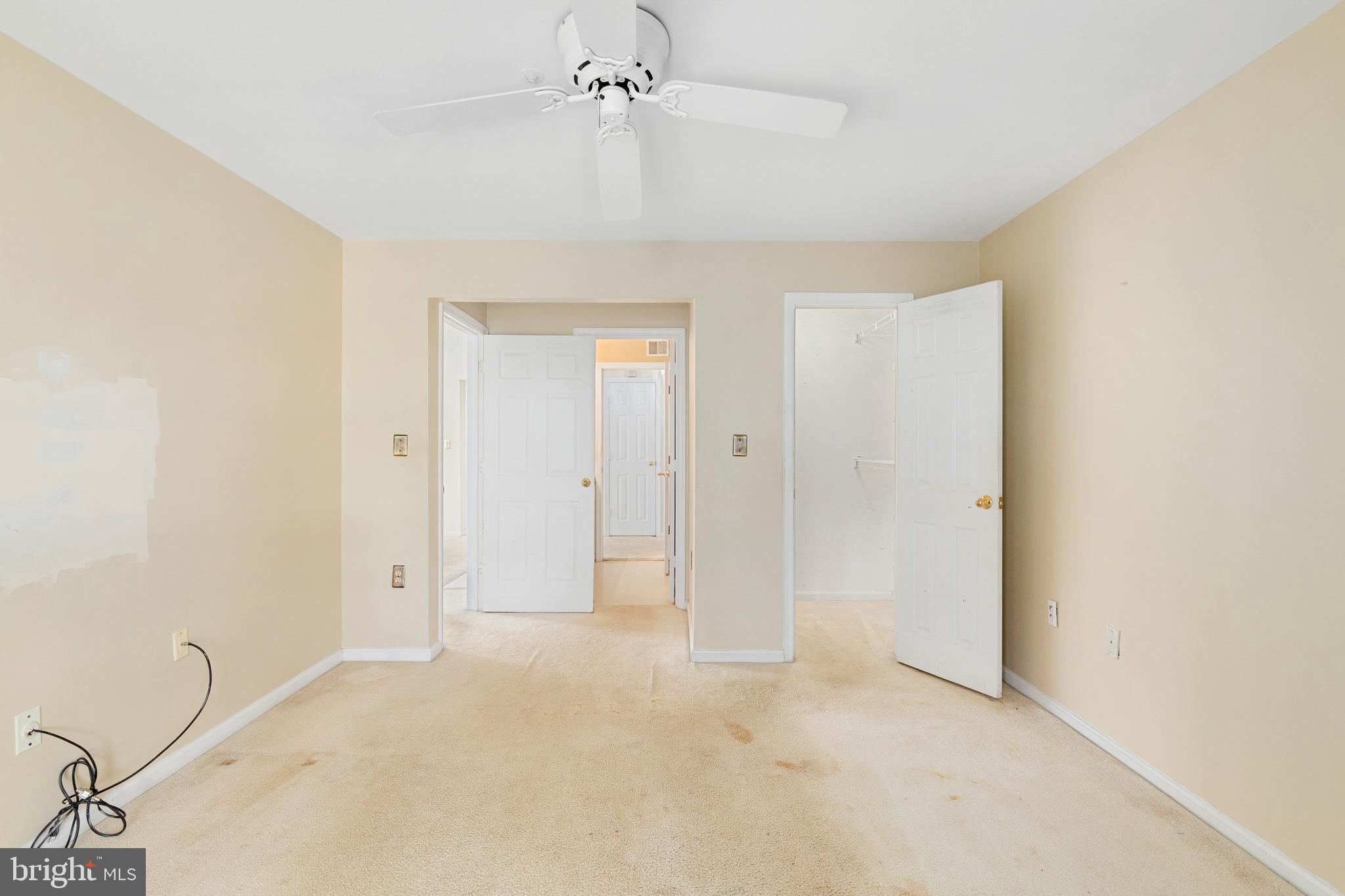 VILLAGE OF LONG REACH - Residential