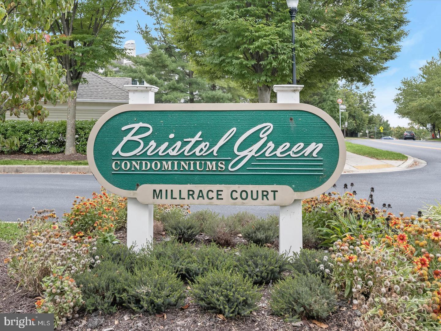 VILLAGE OF LONG REACH - Residential