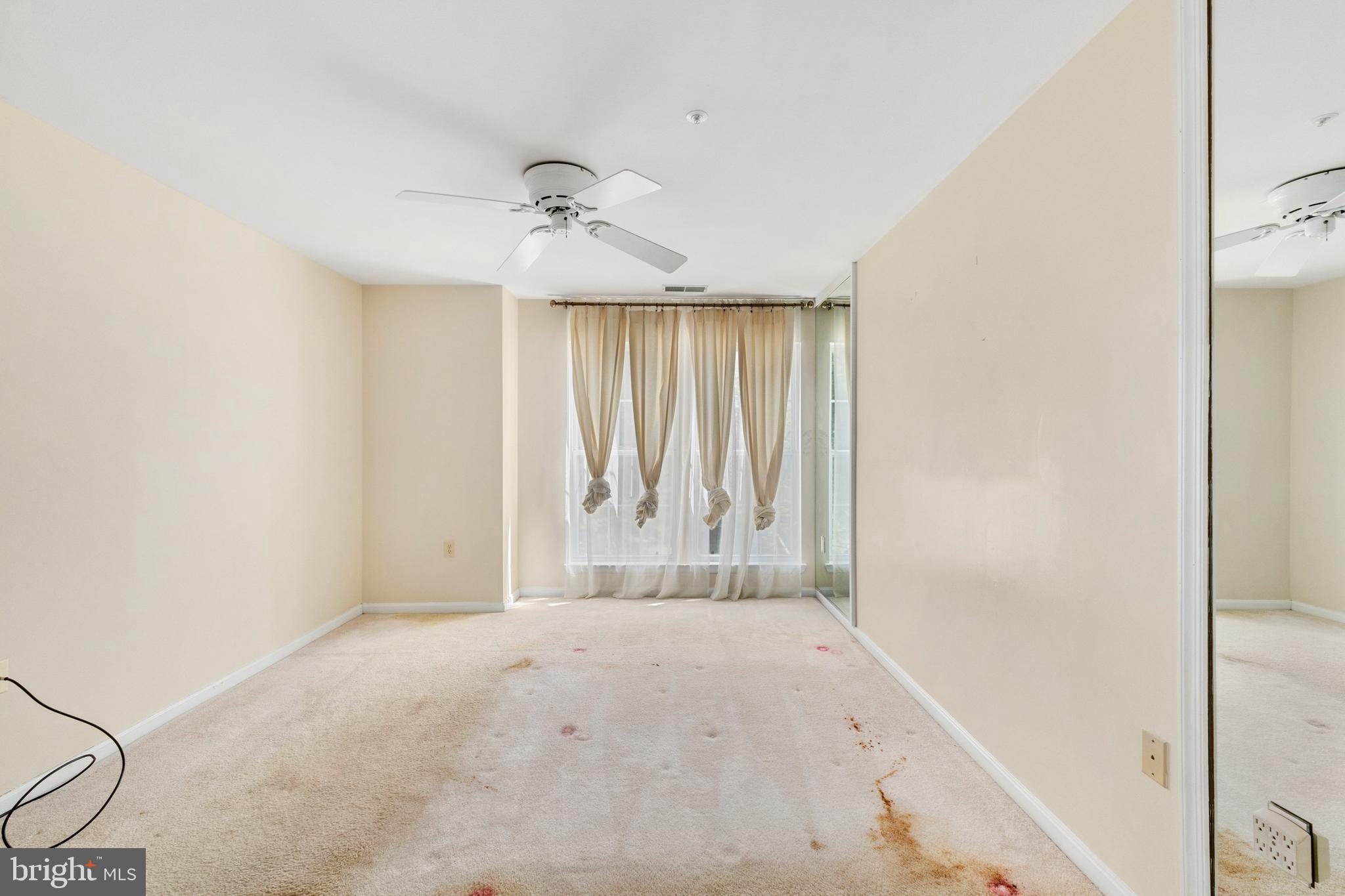 VILLAGE OF LONG REACH - Residential