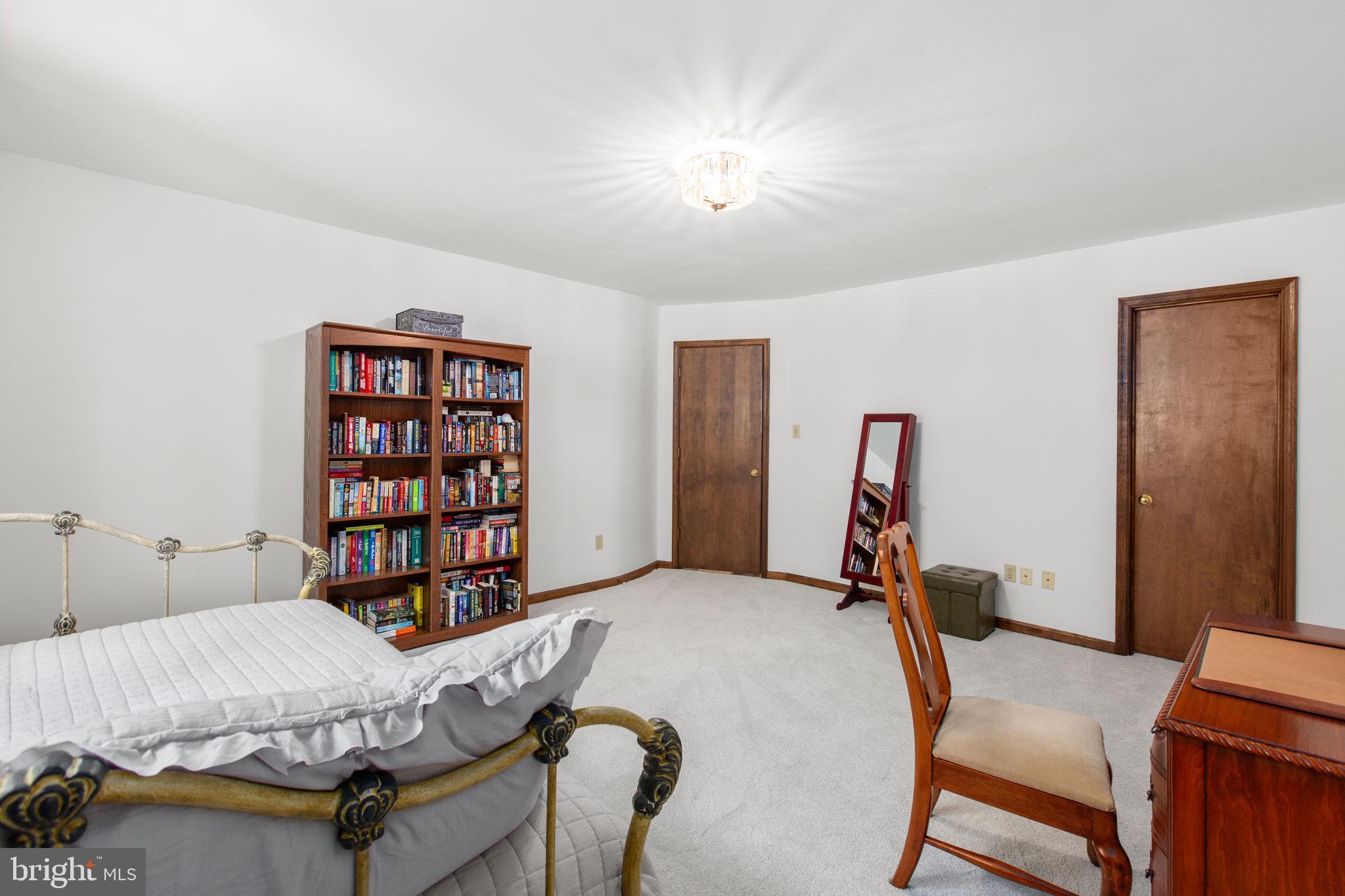 SLEEPY HOLLOW - Residential