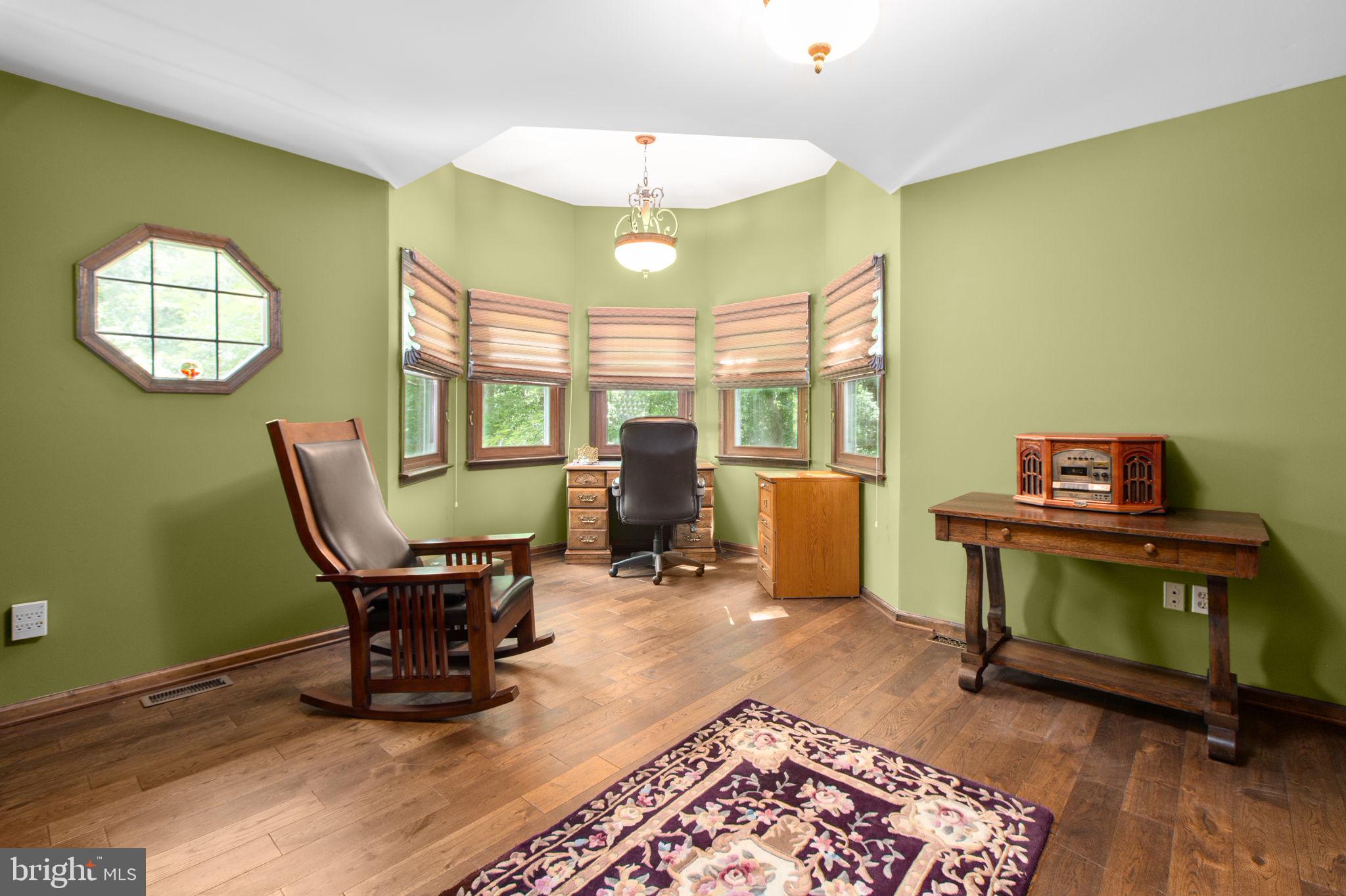 SLEEPY HOLLOW - Residential