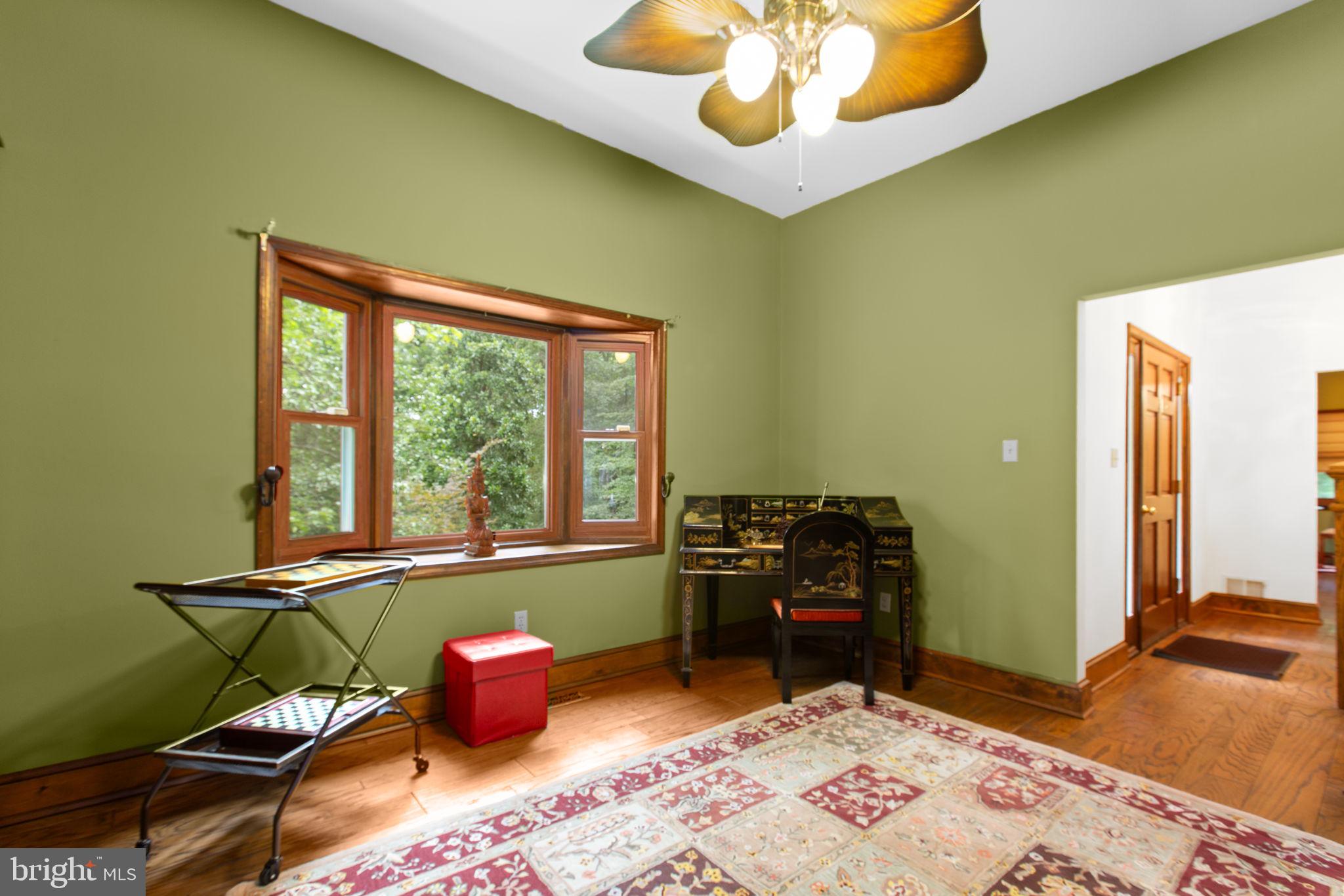 SLEEPY HOLLOW - Residential