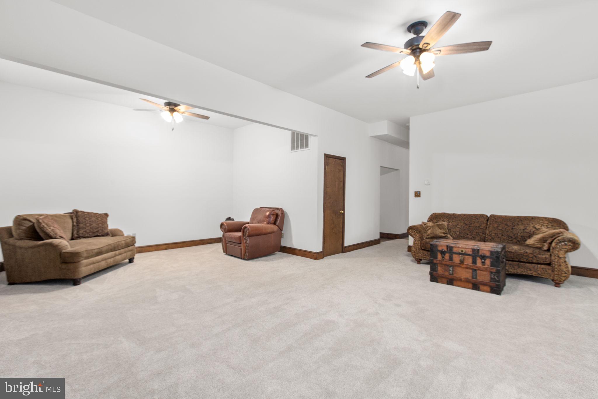 SLEEPY HOLLOW - Residential