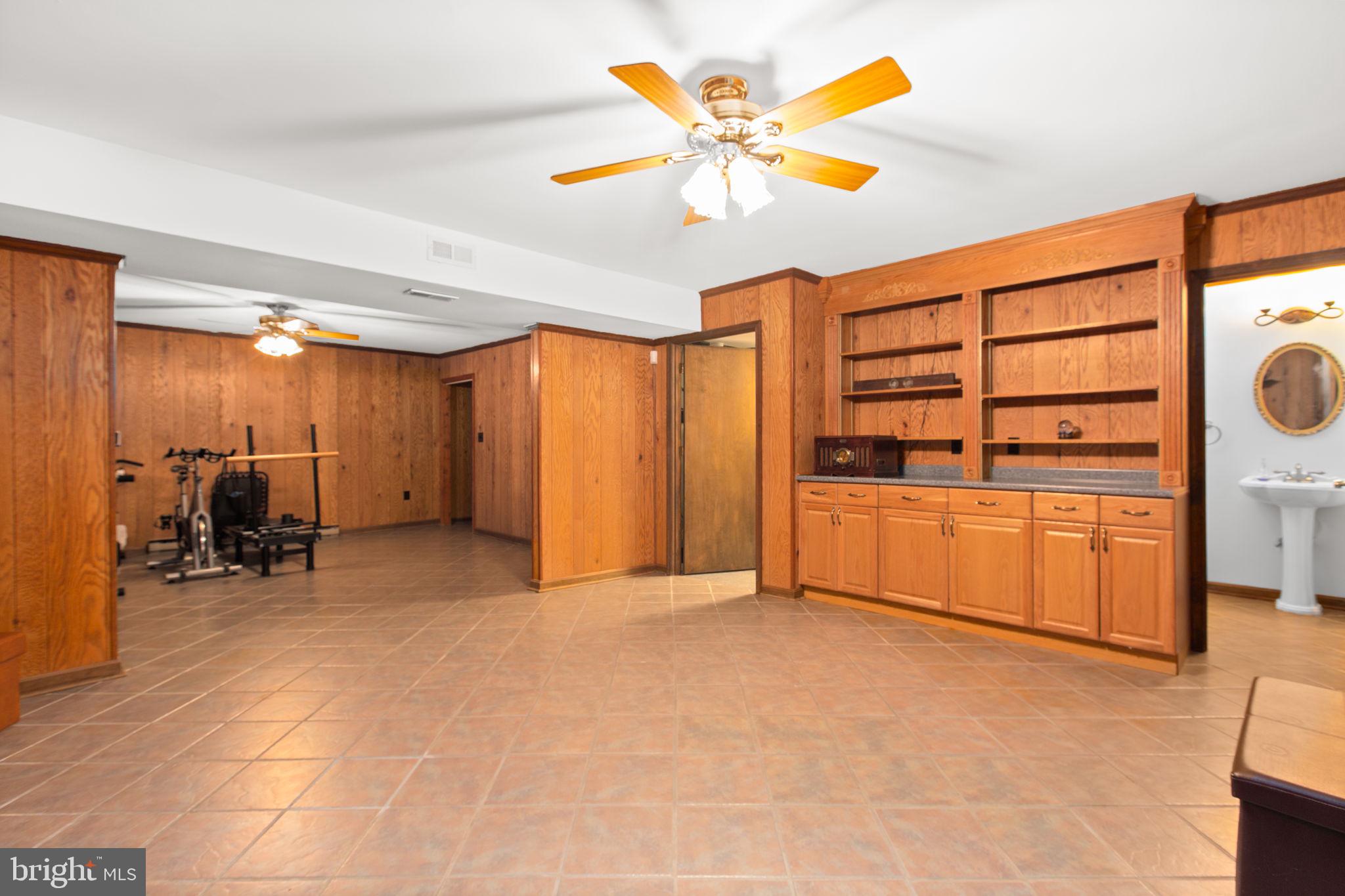 SLEEPY HOLLOW - Residential