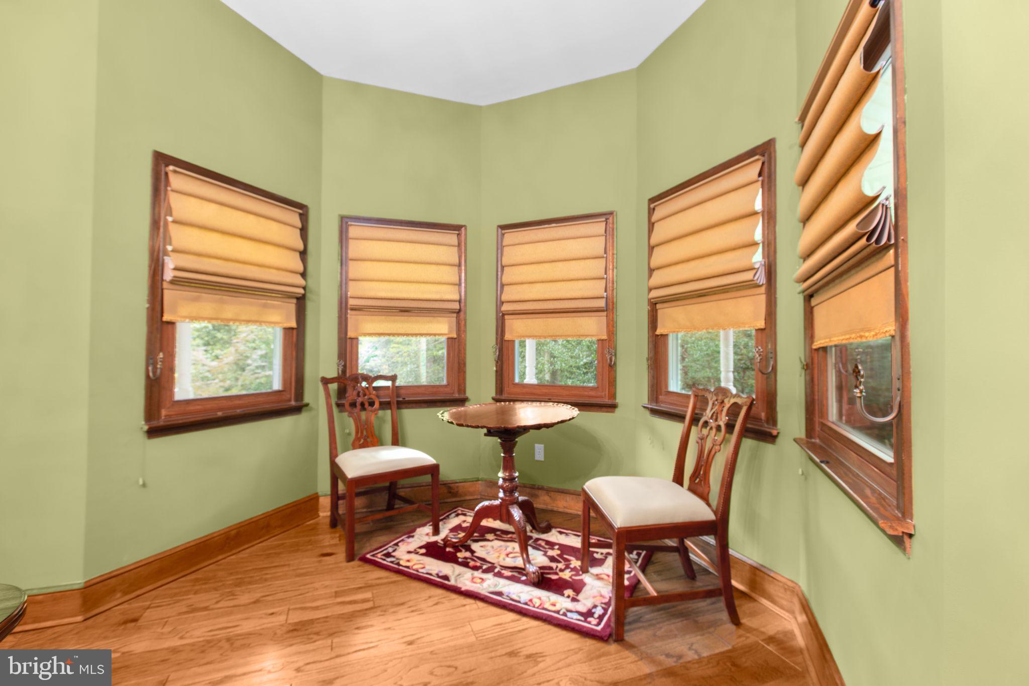 SLEEPY HOLLOW - Residential