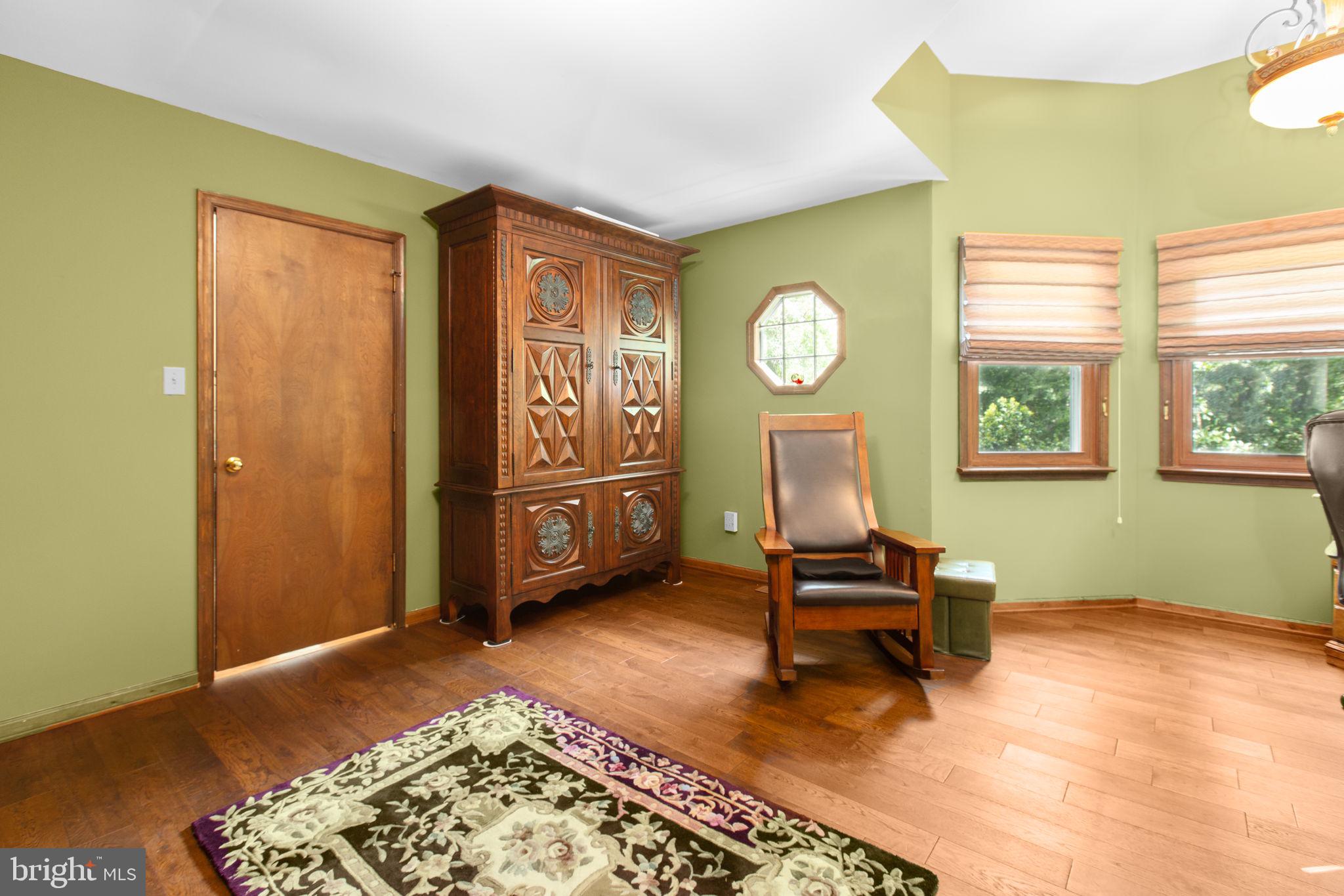 SLEEPY HOLLOW - Residential