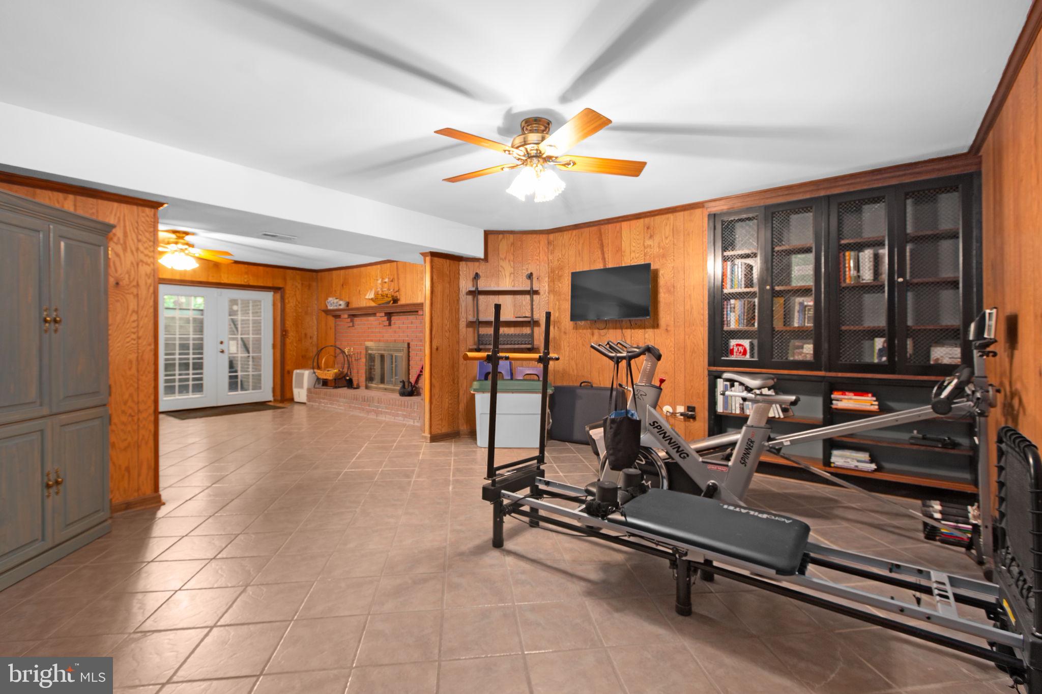 SLEEPY HOLLOW - Residential