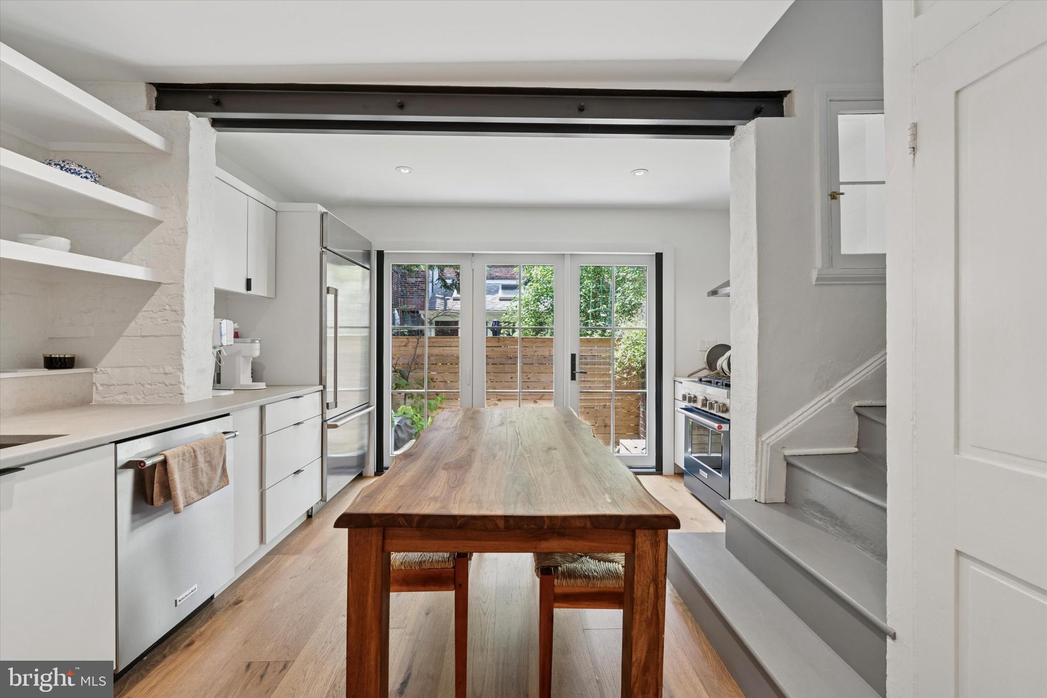 WASHINGTON SQ WEST - Residential Lease