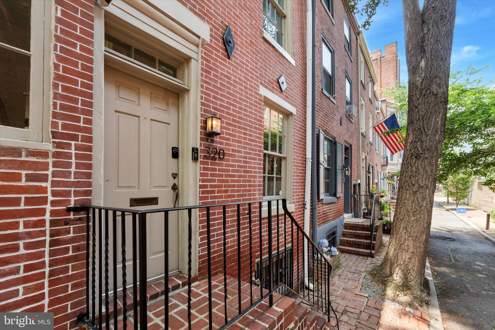 WASHINGTON SQ WEST - Residential Lease