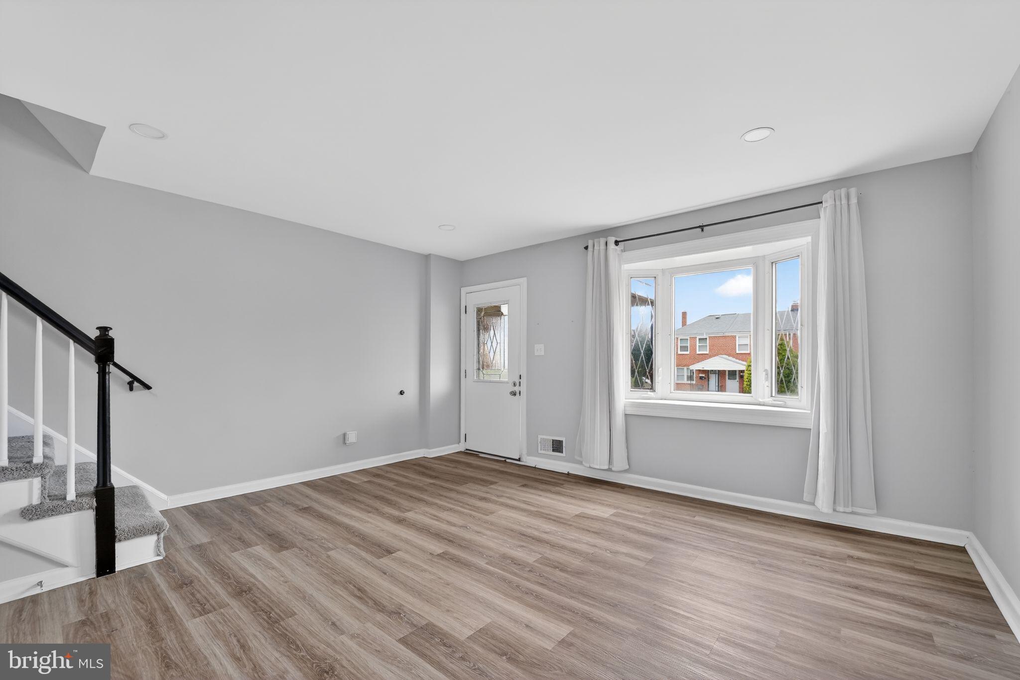 GAYLORD MANOR - Residential