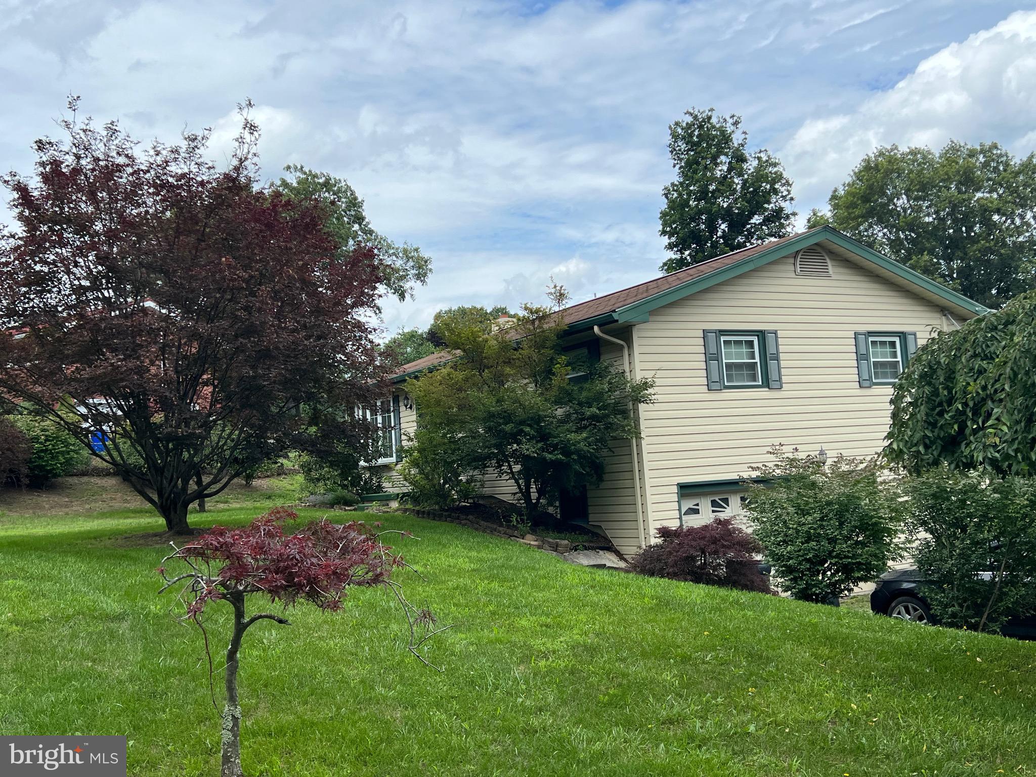 KNOBLEY HEIGHTS - Residential