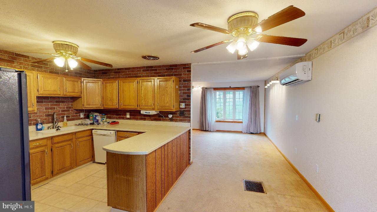 KNOBLEY HEIGHTS - Residential