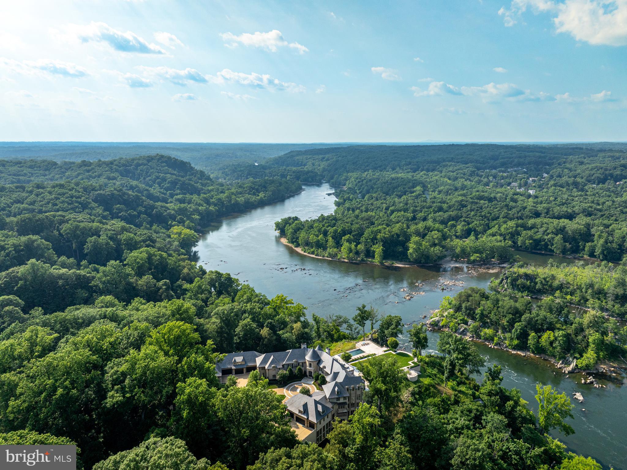 BULLS NECK HUNDRED - Residential