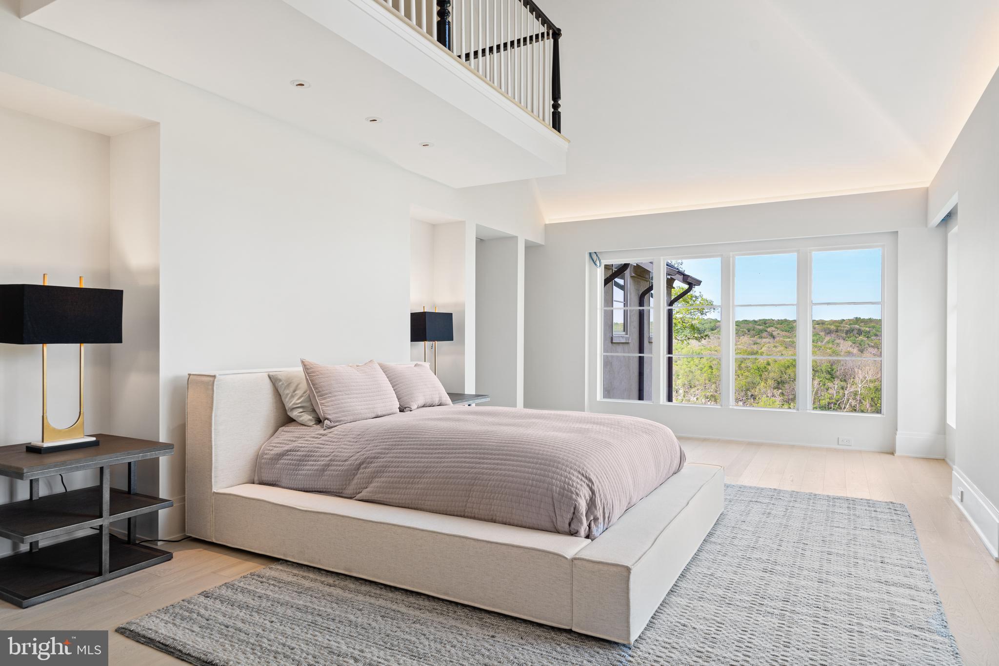 BULLS NECK HUNDRED - Residential