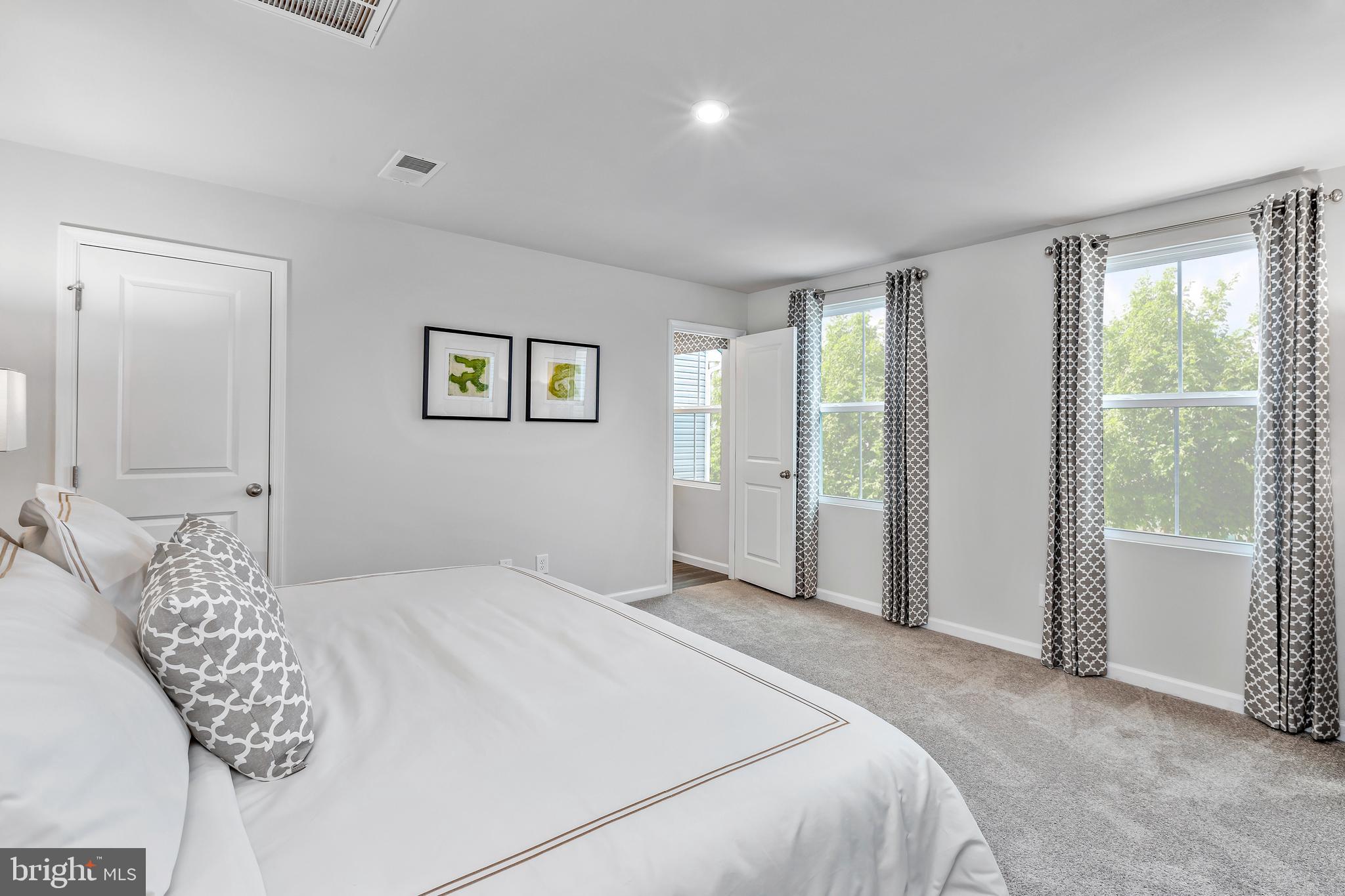 SOUTH BROOK - Residential