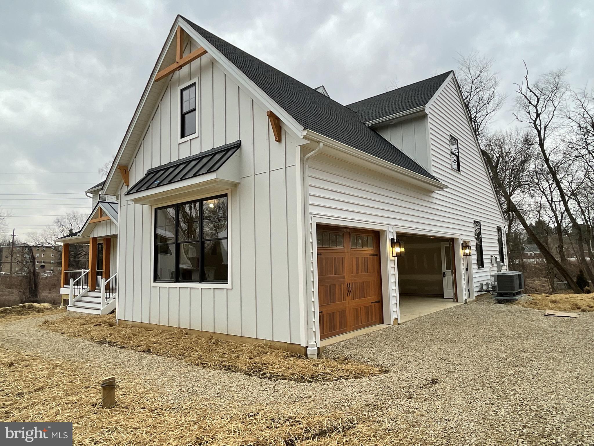 3007 COVENTRYVILLE ROAD